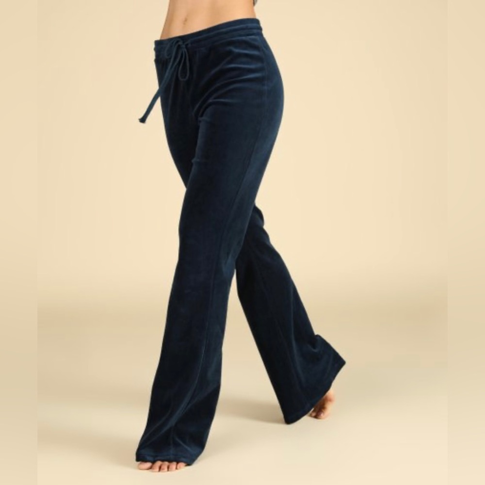🆕 Indigo velour flare leg pants